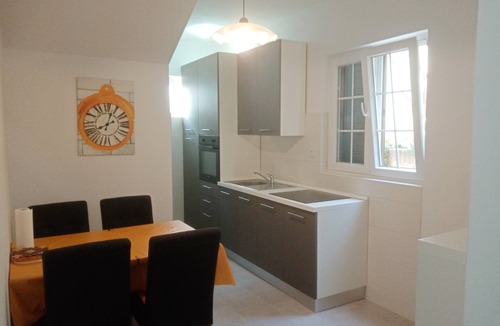 Rab Town Apartment | Apartments Josip, (14606), Lopar, hr