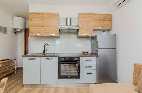 Nin Apartment | Apartments Josip, (15042), Nin, hr