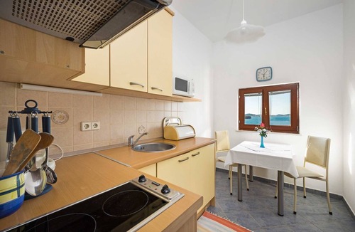 Tijesno Apartment | Apartments Kaina Tisno - sea view (blue)