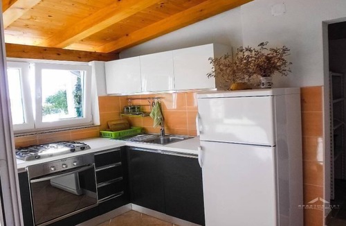 Zubovici House | Apartments Katarina - only 20 metres from beach