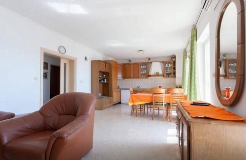 Srebreno Apartment | Apartments Kate