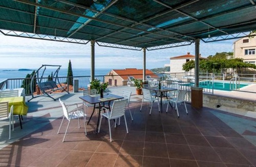 Zavrelje Apartment | apartments klis -studio apartment with terrace - 2 (a)
