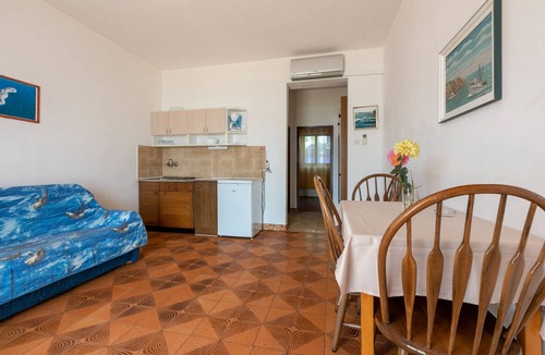 Dramalj Apartment | Apartments Laura (66681-A2) - Dramalj (Crikvenica)