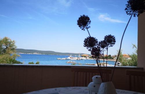 Nevidane Apartment | Apartments La Mer