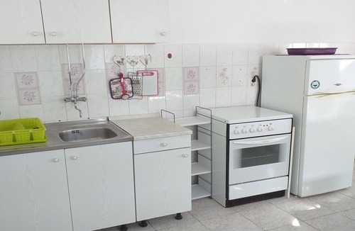 Banjol Apartment | Apartments Lavanda & More - One Bedroom Apartment with Shared Terrace