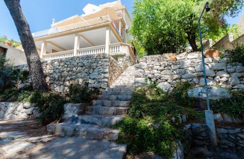 Prizba Apartment | Apartments Lomea