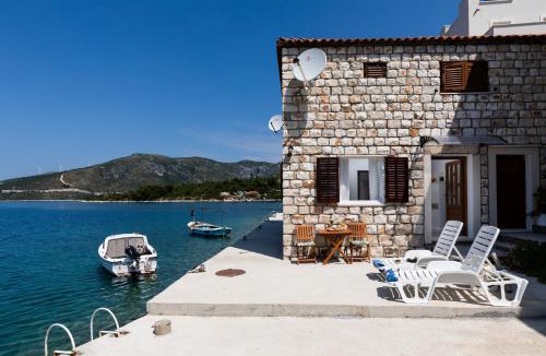 Krucica Apartment | Apartments Lovorna