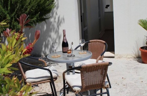 Lozica Apartment | Apartments Lozica - Comfort Studio Apartment with Terrace and Sea View