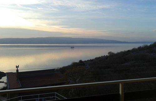 Vratarusa Apartment | Apartments Luka & Leona - Two Bedroom Apartment with Balcony Luka