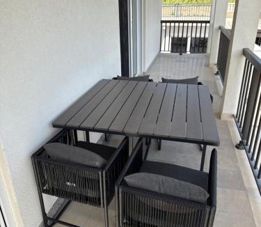 Okrug Gornji Apartment | Apartments Madzari - Ciovo - Pool