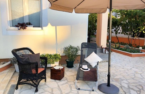 Sucuraj Apartment | Apartments Maja, (14479), Sucuraj, hr