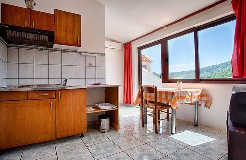 Pasadur Apartment | Apartments Malo Lago - One-Bedroom Apartment with Two Balconies and Sea View - Attic (Apartment 2)