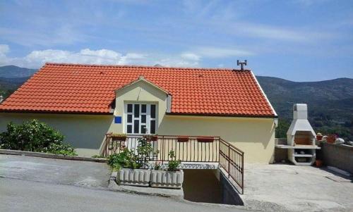 Molunat Apartment | Apartments Mara