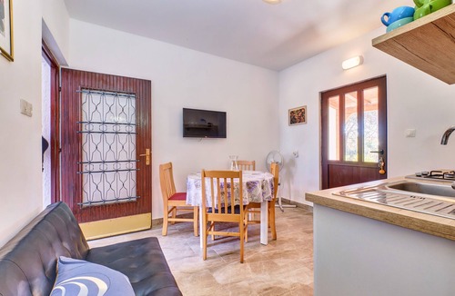 Cunski Apartment | Apartments Maria, (14400), Cunski, hr