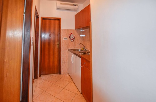 Sukosan Apartment | Apartments Marica (49152-A1) - Sukosan (Zadar)