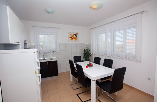Banjol Apartment | Apartments Marija, (12886), Banjol, hr