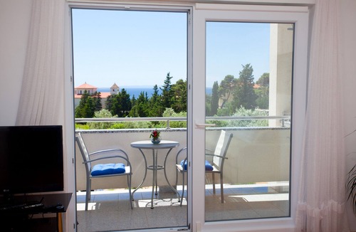 Banjol Apartment | Apartments Marija, (12886), Banjol, hr