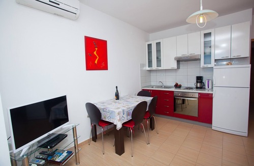 Banjol Apartment | Apartments Marija, (12887), Banjol, hr
