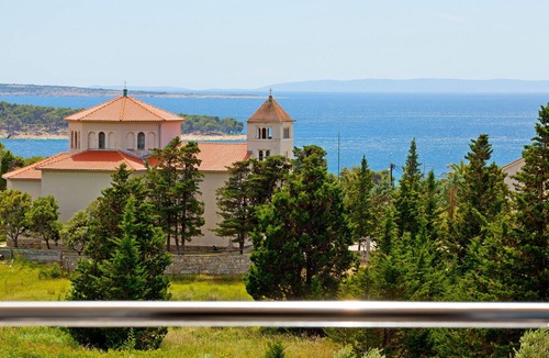 Banjol Apartment | Apartments Marija, (12888), Banjol, hr