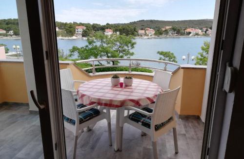 Veli Rat Apartment | Apartments Marijan
