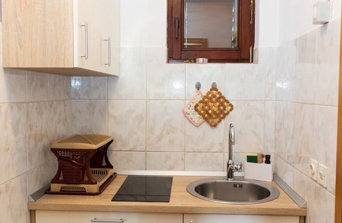 Vrpolje Apartment | Apartments Marinko (37171-A3) - Makarska