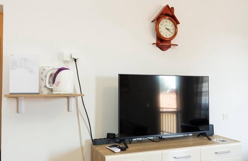 Vrpolje Apartment | Apartments Marinko (37171-A3) - Makarska