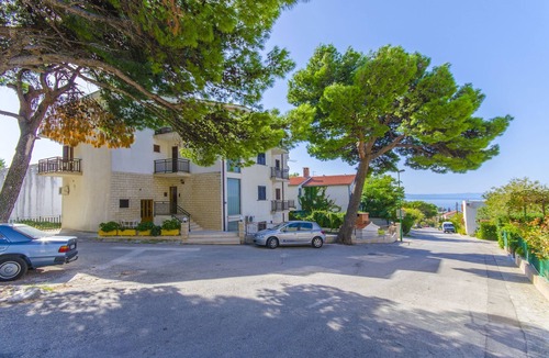 Vrpolje Apartment | Apartments Marinko (37171-A3) - Makarska