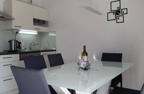 Razanj Apartment | Apartments Maris, house on the beach, Rogoznica