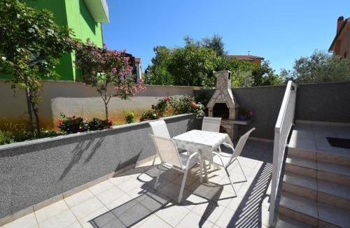 Njivice Apartment | Apartments Marjolovic