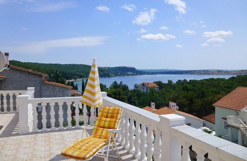 Omisalj Apartment | Apartments Mauro, (15221), Omišalj, hr