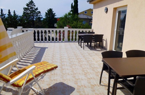 Omisalj Apartment | Apartments Mauro, (15221), Omišalj, hr