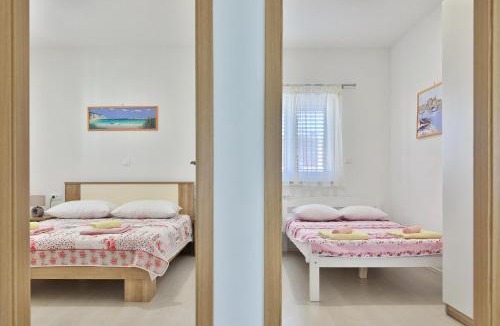 Vrsi Apartment | Apartments Mica