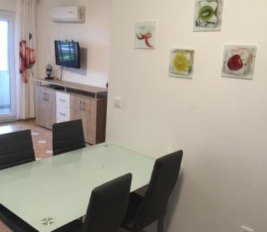 Omisalj Apartment | Apartments Michael & Petra , Omisalj, Insel Krk, Kroatien