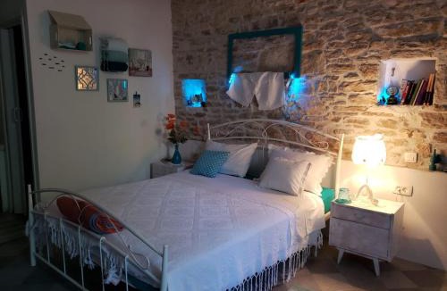 Komiza House | Apartments Miki