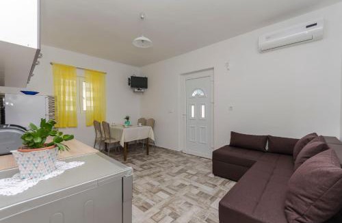 Tribunj Apartment | Apartments Mila II