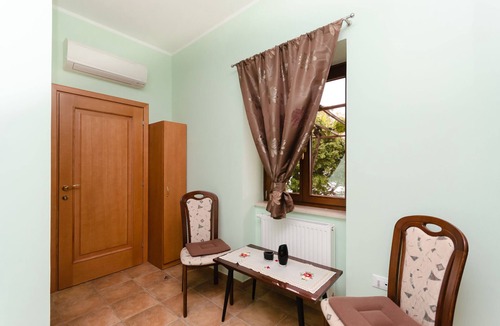 Tulisevica Apartment | Apartments Milan (24071-A3) - Medveja