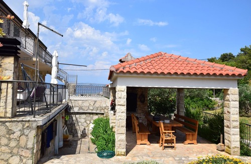 Stomorska Apartment | Apartments Milena (119821-A2) - Donja Krušica