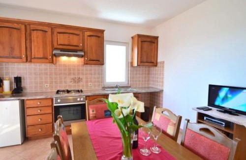 Bozava Apartment | Apartments Milin