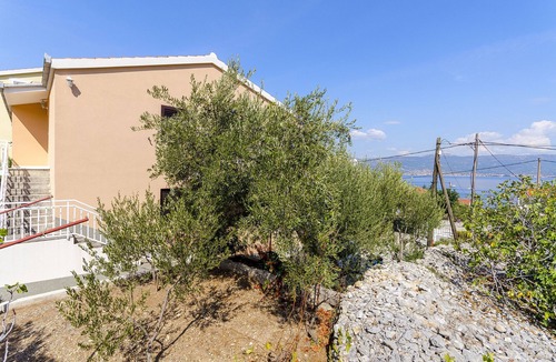 Slatine Apartment | Apartments Milka (27741-A3) - Slatine (Ciovo)