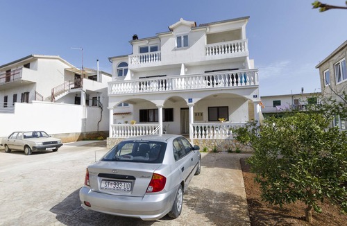 Pirovac Apartment | Apartments Mime (14021-A3) - Pirovac