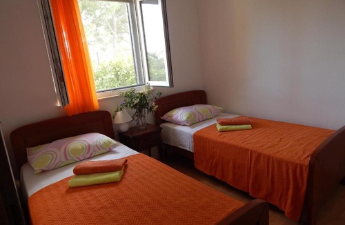 Cove Osibova (Milna) Apartment | Apartments Mimose