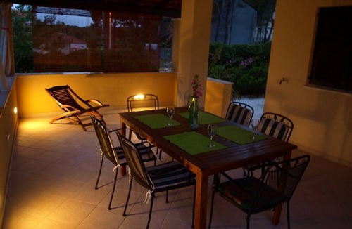 Cove Osibova (Milna) Apartment | Apartments Mimose - Two Bedroom Apartment with Terrace