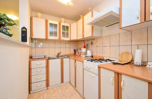 Vir House | Apartments Mira 1296