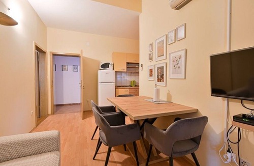 Seget Vranjica Apartment | Apartments Mirko (30361-A4) - Seget Vranjica