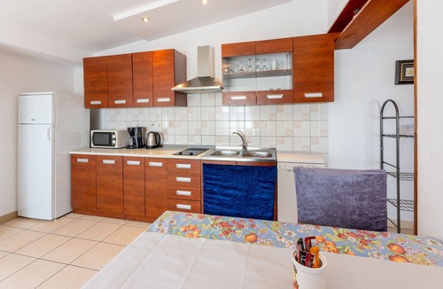 Batomalj Apartment | Apartments Mladen (63011-A4) - Baska - island Krk