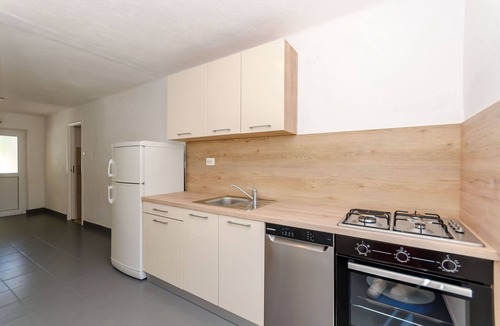 Pokrivenik Apartment | Apartments Nedeljko (34121-A2) - Gdinj - island Hvar