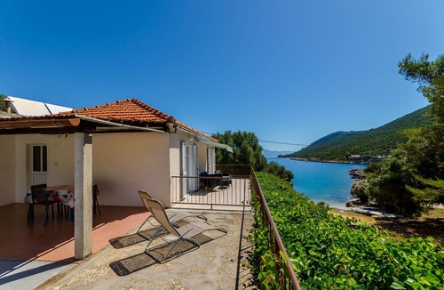 Pokrivenik Apartment | Apartments Nedeljko (34121-A2) - Gdinj - island Hvar