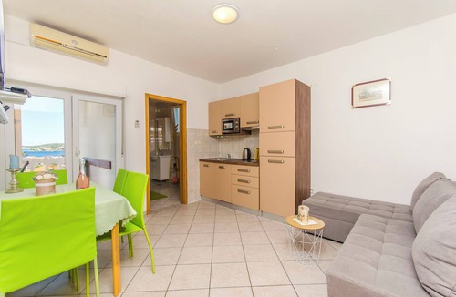 Podglavica Apartment | Apartments Nedi (121591-A1) - Stupin Celine