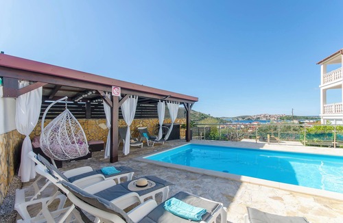 Podglavica Apartment | Apartments Nedi (121591-A1) - Stupin Celine