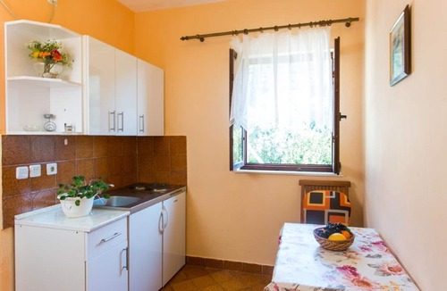 Lozica Apartment | Apartments Neve - One-Bedroom Apartment with Balcony and Sea View